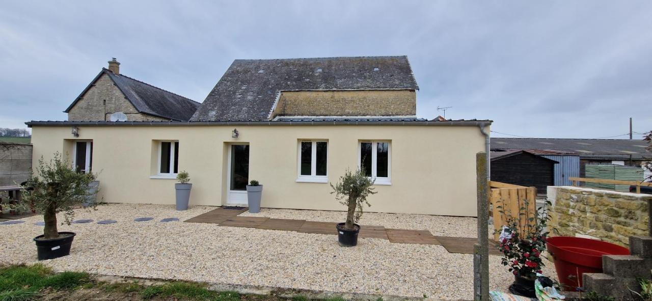 Le Viking Entre Mer Et Terre Vaux-sur-Aure Exterior foto